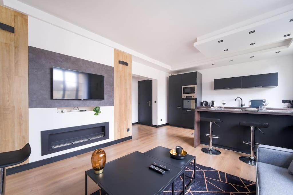 Le Black & White - 10 Min Orly, 3 Min Gare Juvisy Apartment Athis-Mons Luaran gambar